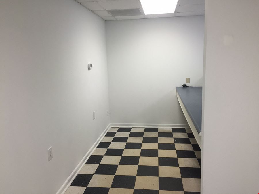 3,800 sq. ft. Office/Warehouse in Evans
