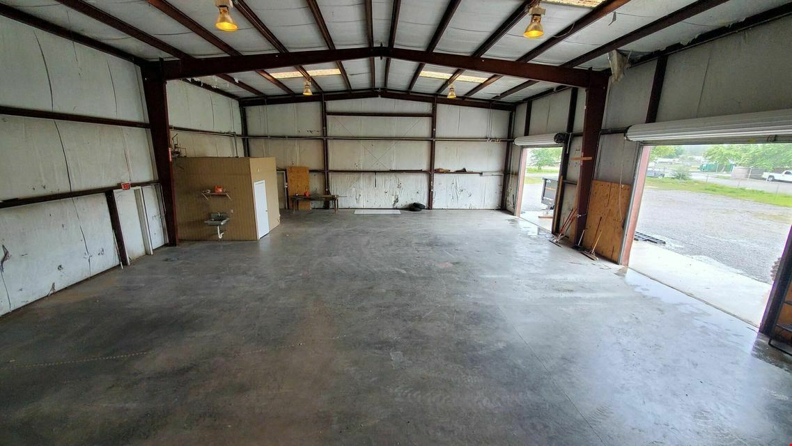 Freestanding 6914 S.F. Office / Warehouse