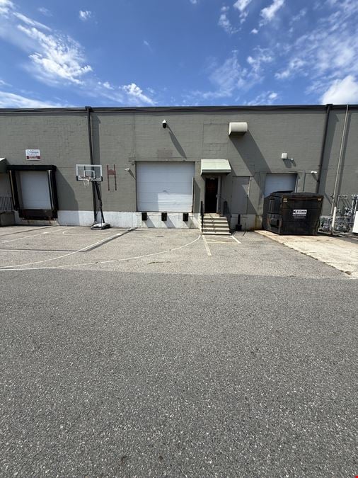 1 Delaware Dr