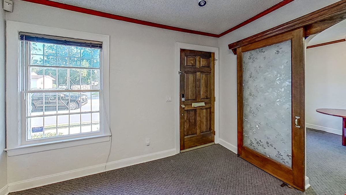 1621 Emerson Street, Jacksonville, FL 32207