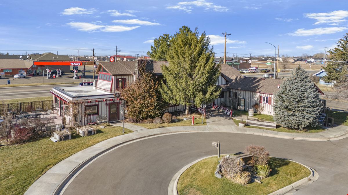 3520/3544 E 17th St, Idaho Falls, ID-22,967 SFT MULTI-TENANT BUILDING & 4,000 SFT TWO-STORY RESTAURANT