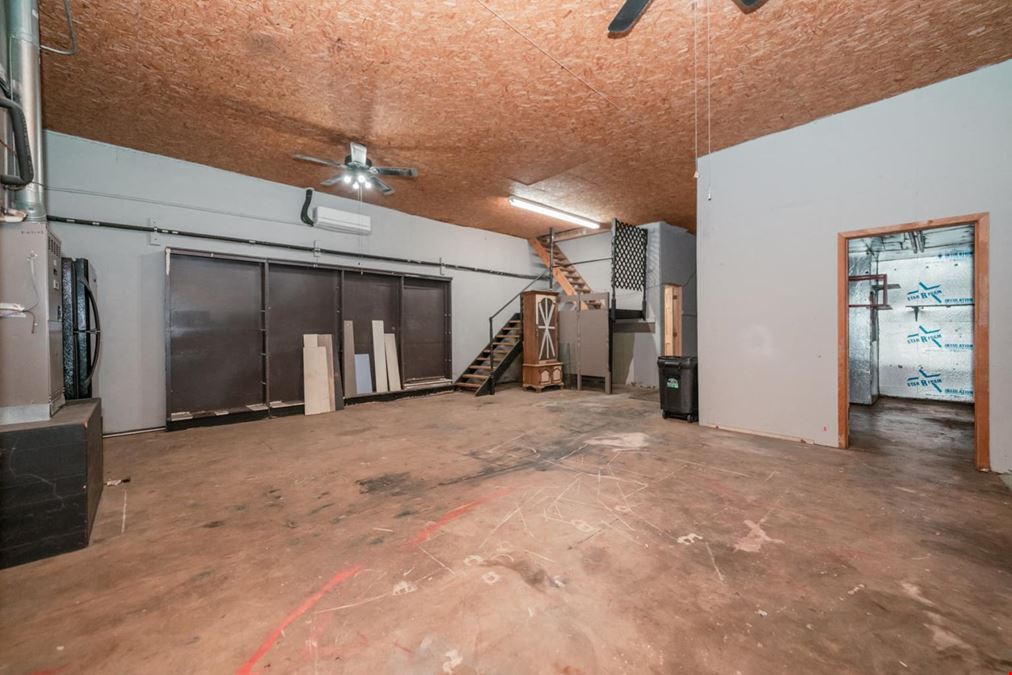 Commercial Business in Hughes Springs, Texas for Sale
