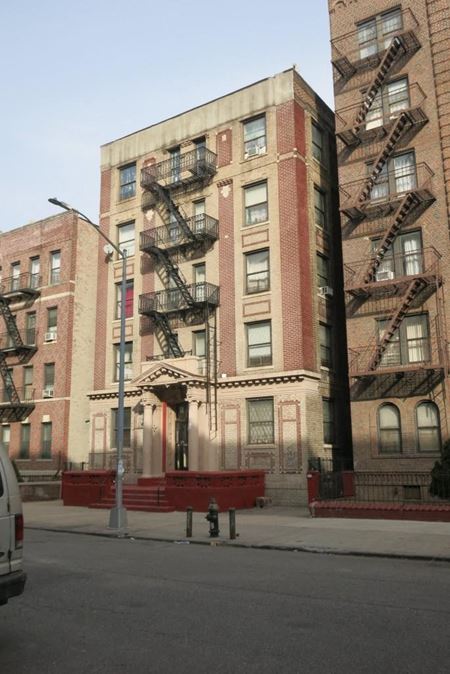 Preview of Multi-Family space for Sale at 904 Winthrop St