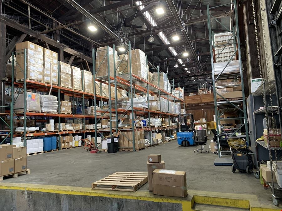 Fully Equipped Wet Manufacturing & Storage Facility