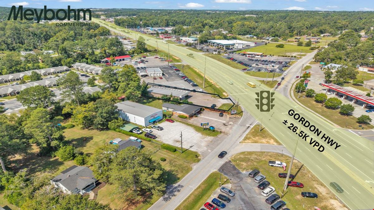 Retail/Warehouse Commercial Building