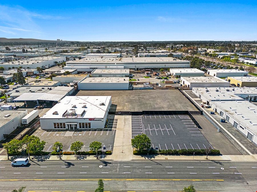 3700 W. Warner Avenue