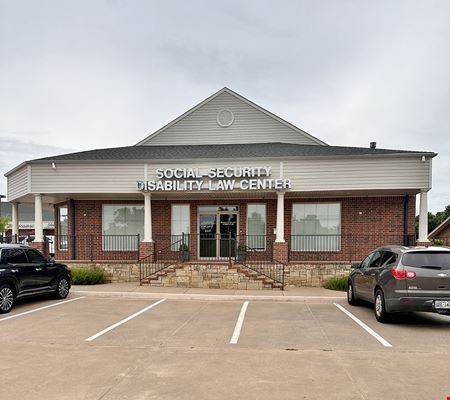 Preview of commercial space at 1421 E. Ayers Avenue