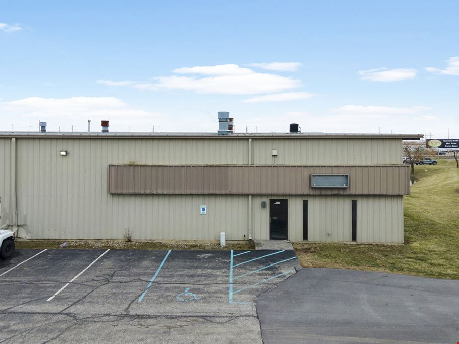 1,200 SF Office Space w/ Excellent Visibility