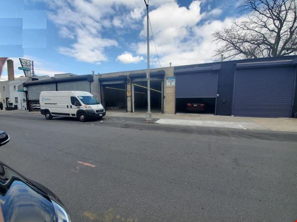 Preview of Industrial space for Rent at 105 Emerson Pl