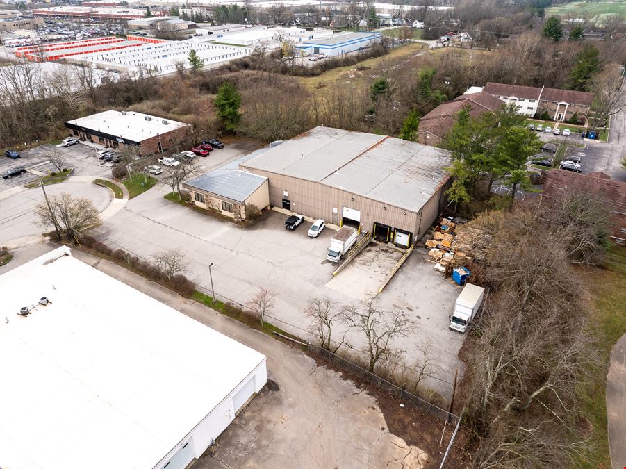 FOR LEASE: Commercial/Flex Building