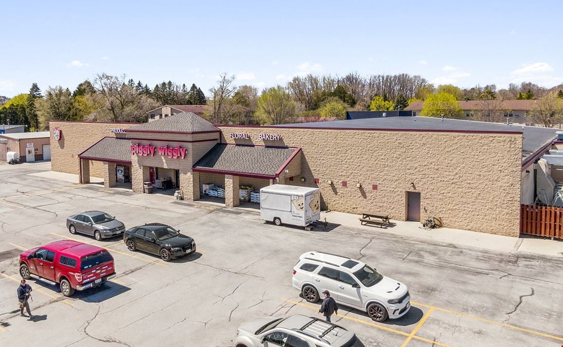 Essential Business Investment Opportunity - Piggly Wiggly Portfolio For Sale
