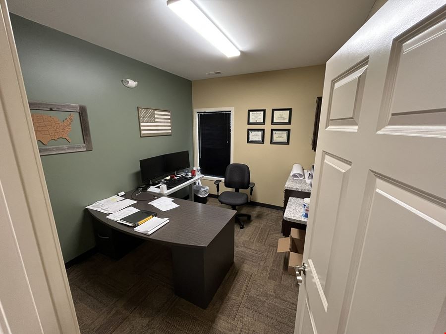 3,406 SF Office - Hyde Park