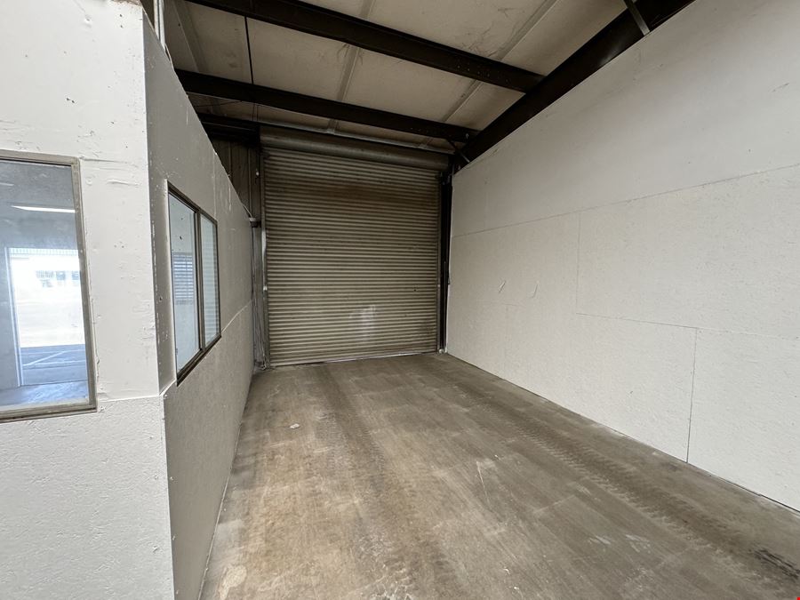 Move-In Ready Office/Warehouse with High Traffic Visibility