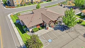 7139 W Hood Pl