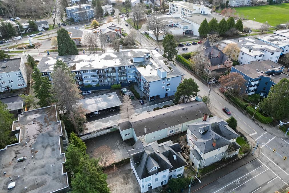 1321 Fernwood Road