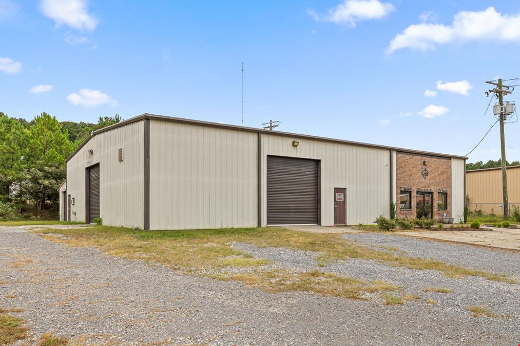 6100 square feet Warehouse with office space