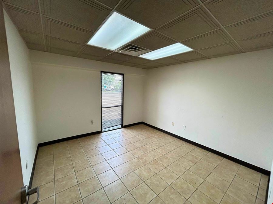 INDUSTRIAL SPACE FOR LEASE IN NORTHWEST SPRINGFIELD