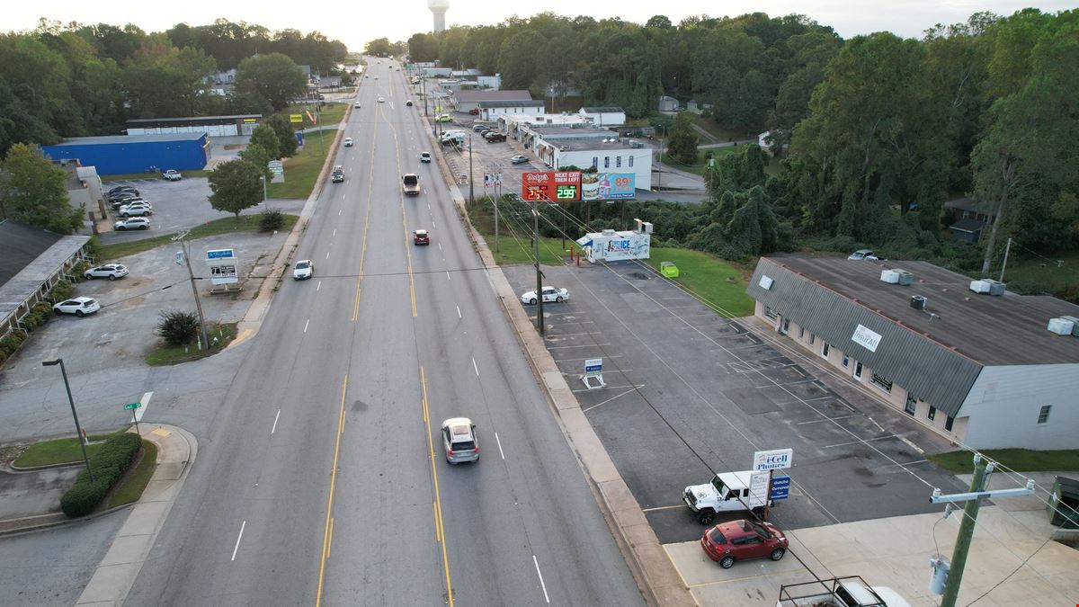 6818 Calhoun Memorial 