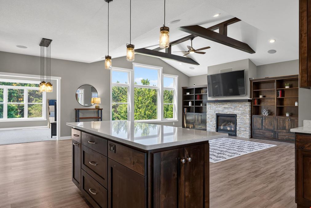 Rochester Premier 35 Acre Estate