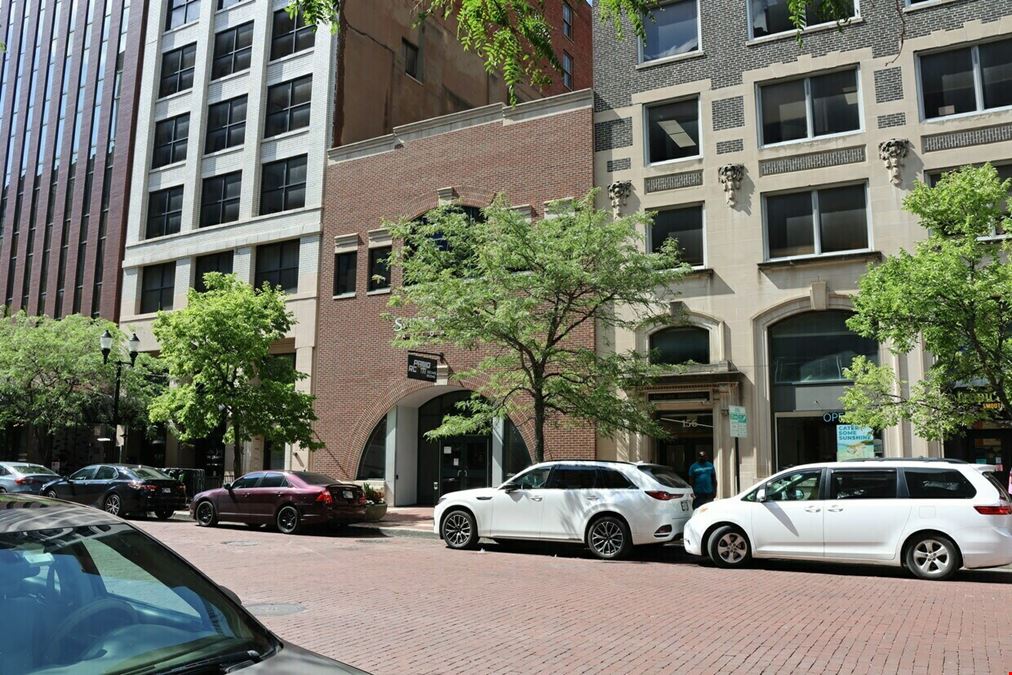 150 E Market