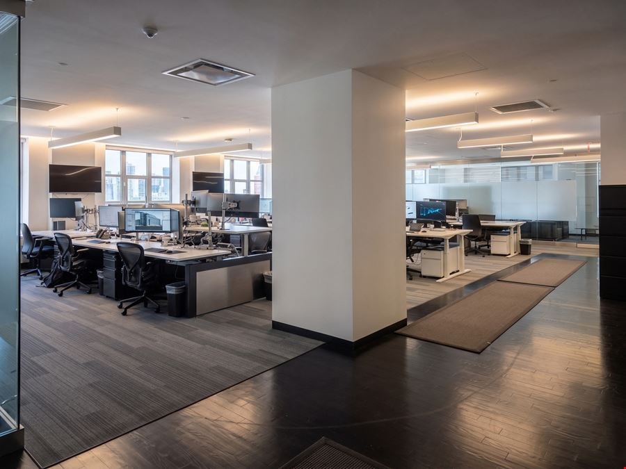 10,000 SF | 15 Exchange Place | Move-In Ready Office for Sublease in Jersey City