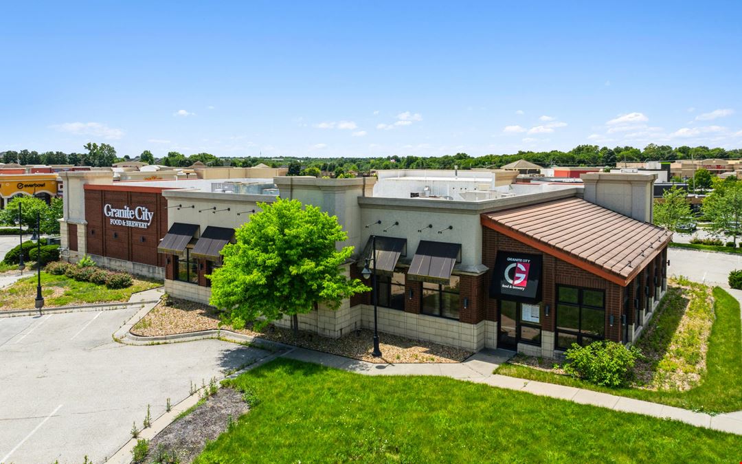 Grocery Anchored Outparcel Available for Lease - Olathe, KS (Former Granite City)