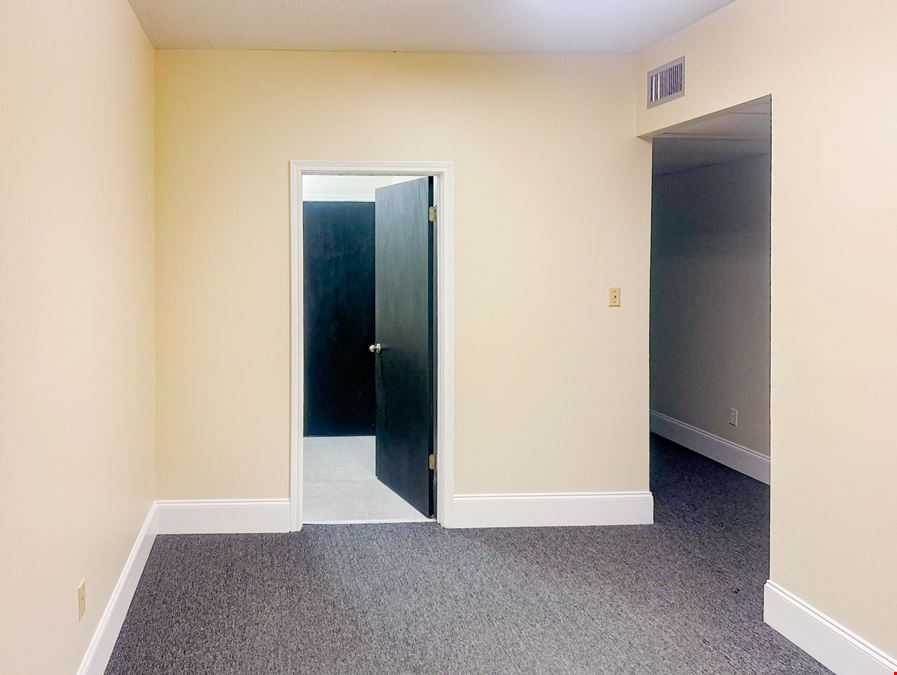 Office Condo for Lease Near Airport