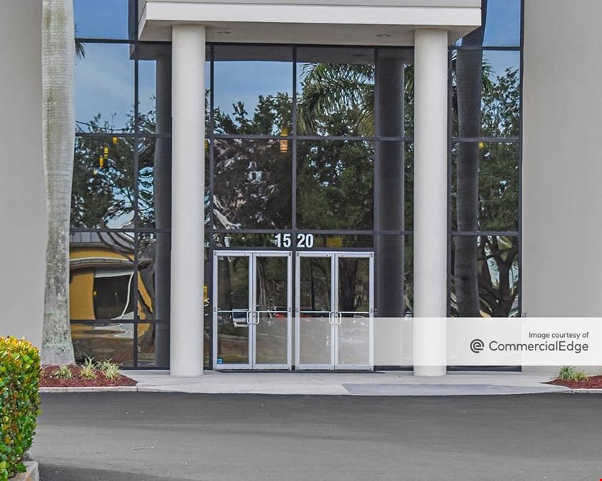 Royal Palm Corporate Center