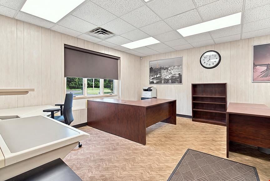 Commercial Building on ±2 Acres For Sale