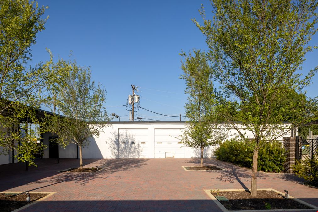 211 North Elm Street