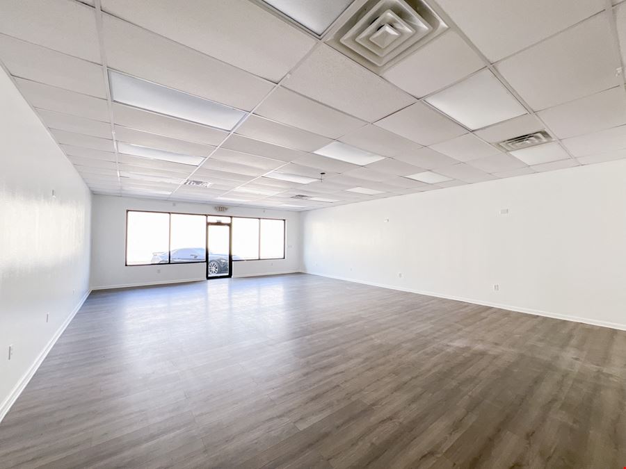 Retail and Office Spaces at Chef Menteur Mall