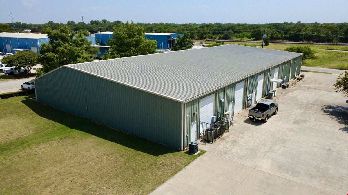 NNN Leased Office & Industrial Complex