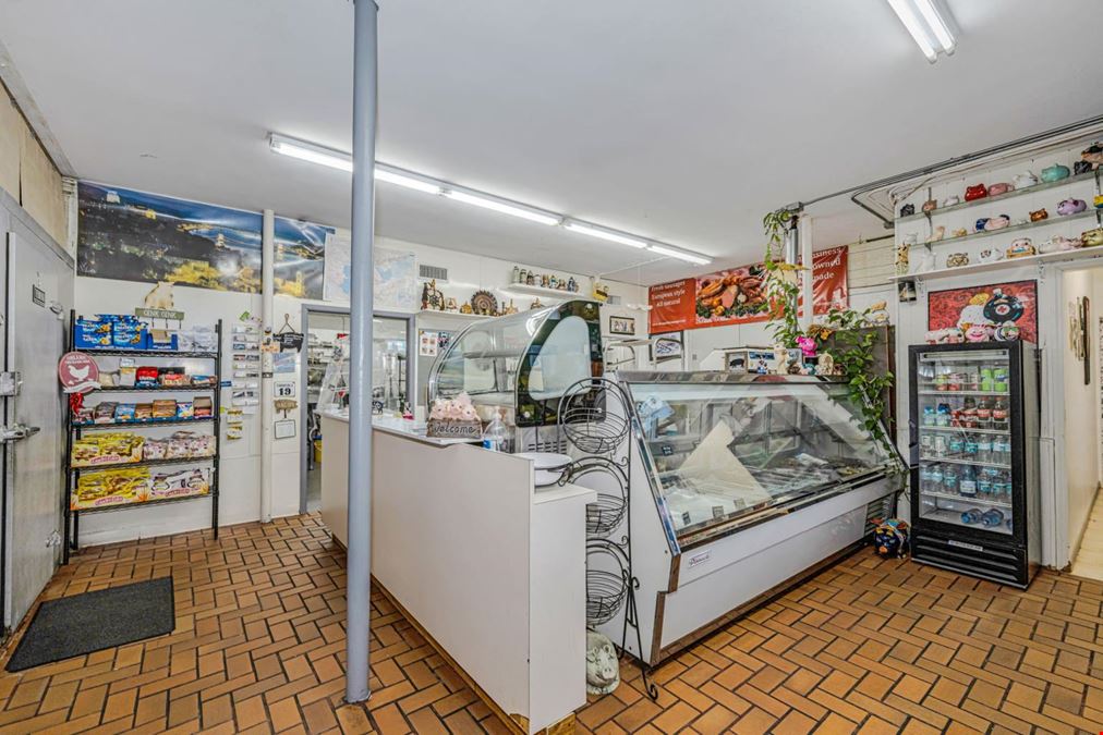 2,500SF Commercial Building in Safety Harbor