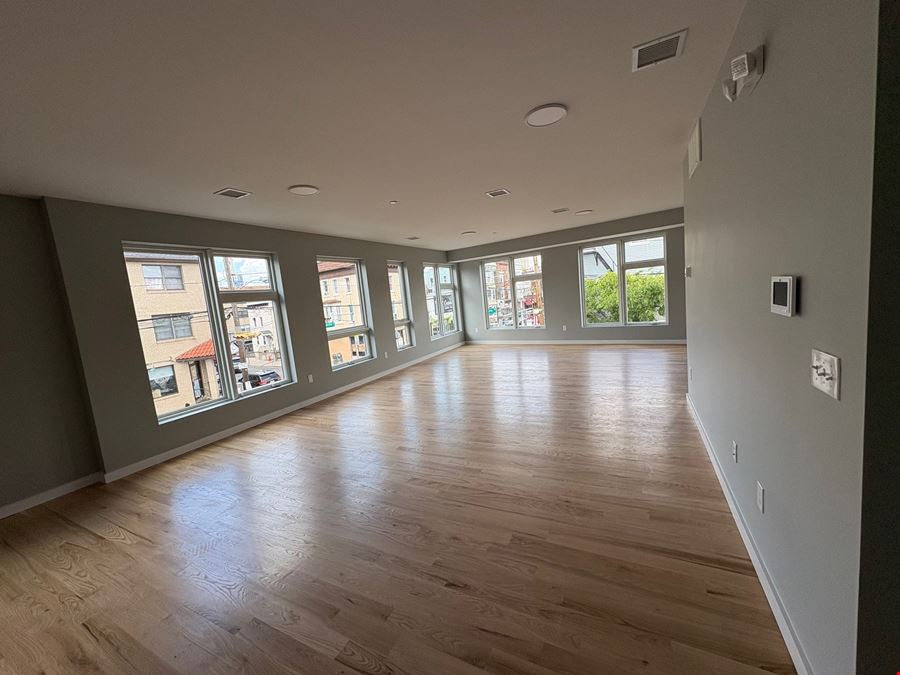 76 Pacific St, Newark