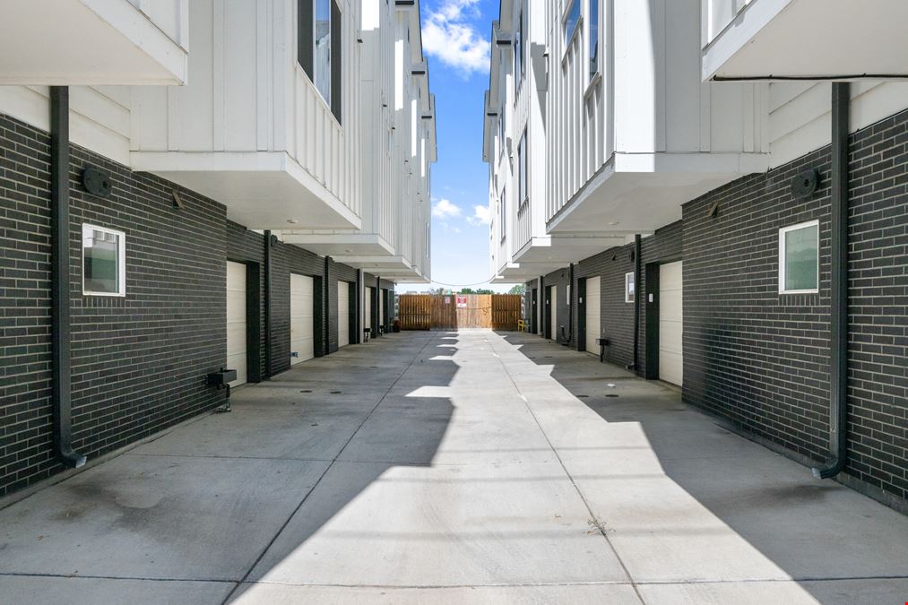 5151 - 5171 W 10th Ave