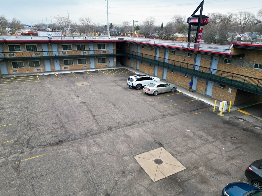 Suez Motel