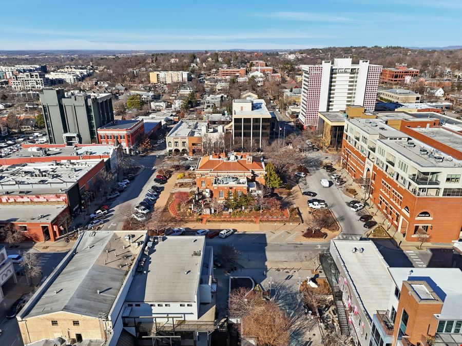 5 W Mountain St