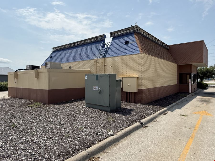 FORMER BURGER KING