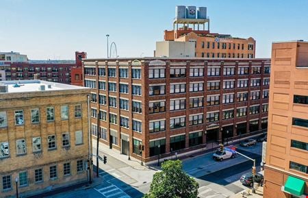 Preview of commercial space at 2001 N Lamar Street