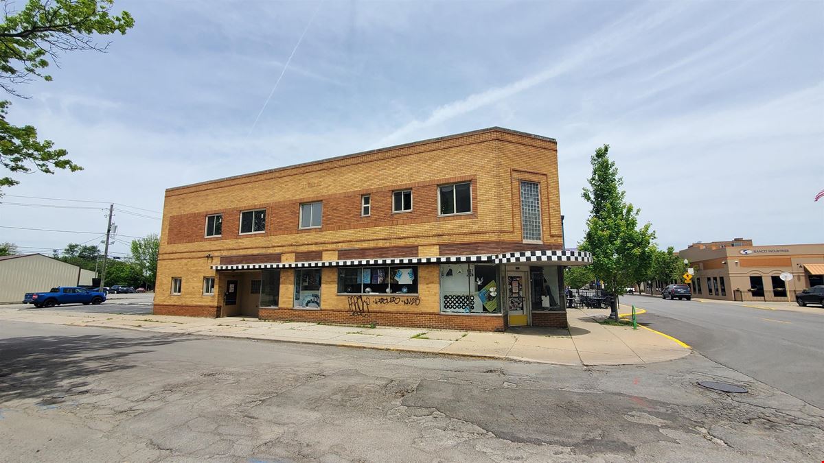 1836 S Calhoun St