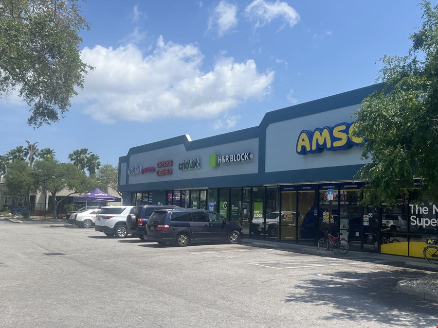 Central Plaza Shopping Center
