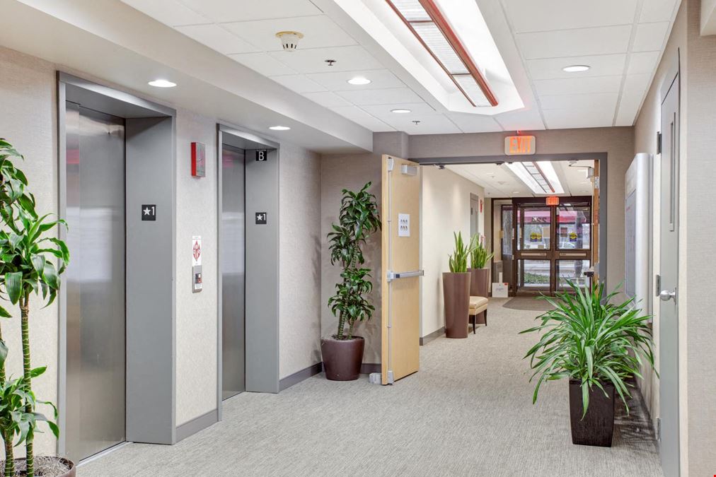 Oakbrook Terrace Medical Center