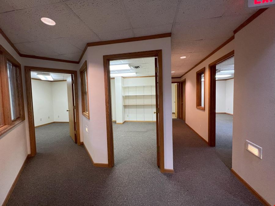 Creekside Professional Office Suite