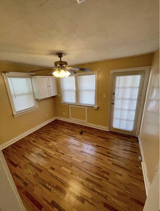 1014 SF 3 BD / 1 BA Single Family House 100 % Leased