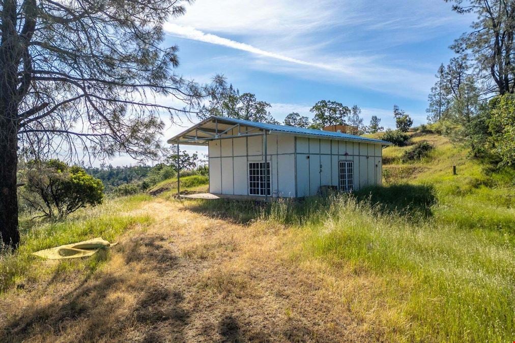 ±20 Acres of Level Land in Igo, CA