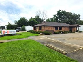 FREESTANDING PROFESSIONAL OFFICE / FORMER BANKBRANCH FOR SALE