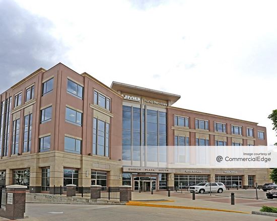 Preview of Office space for Rent at 2225 Washington Blvd