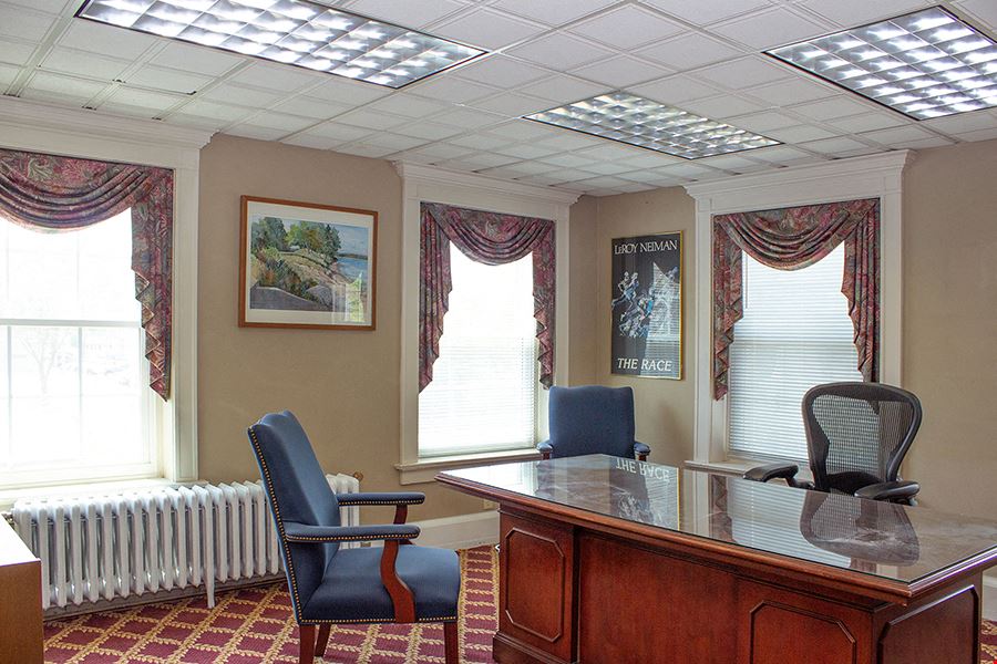 Restored Historic Office Building - 615 N Capitol & Lot