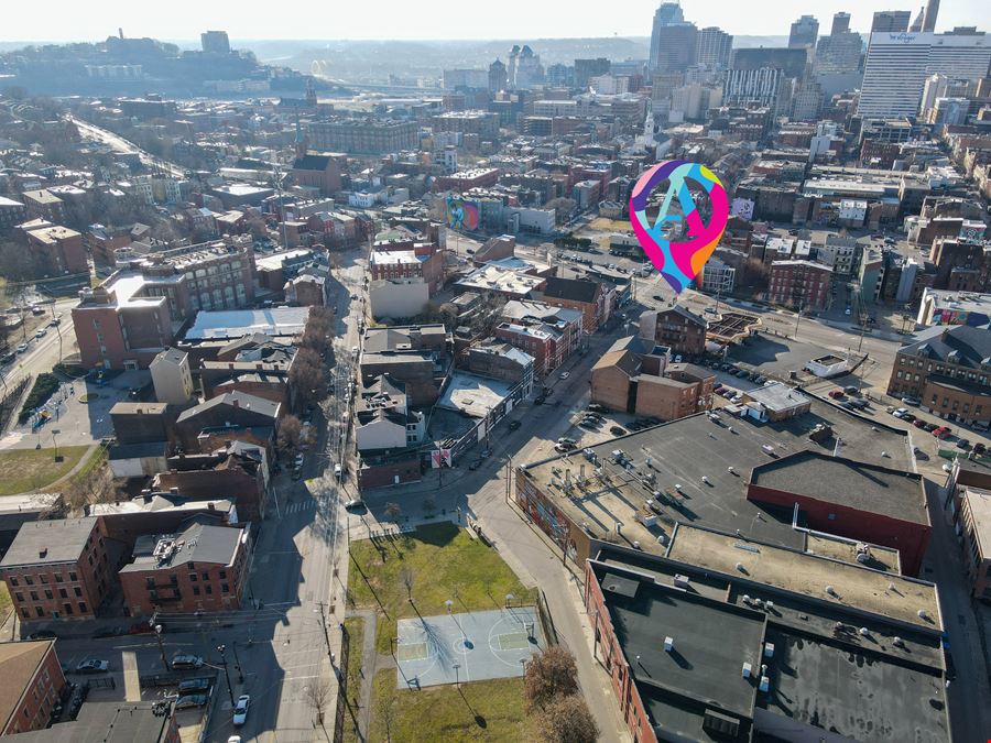 AUCTION - 1613 Walnut Street