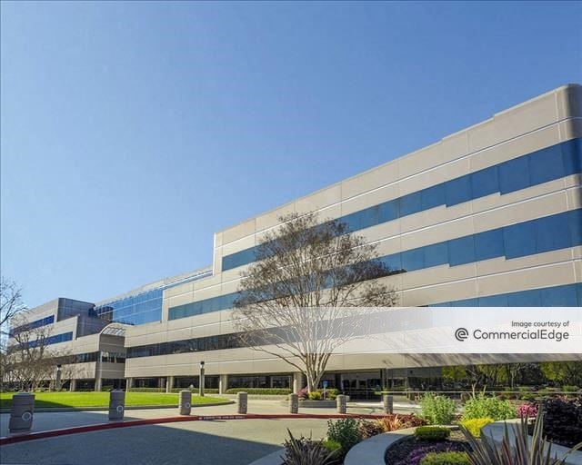 Plaza San Ramon - 2000 Crow Canyon Place